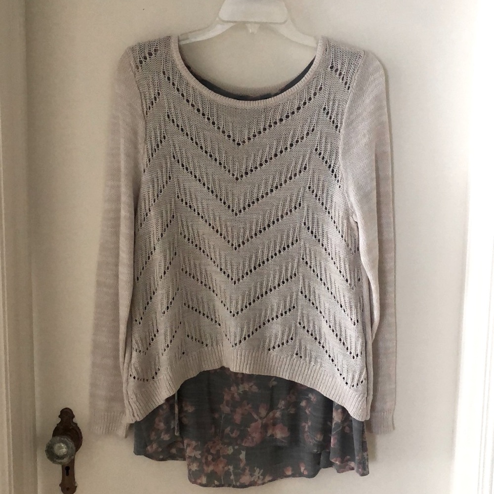 Long sleeve sweater